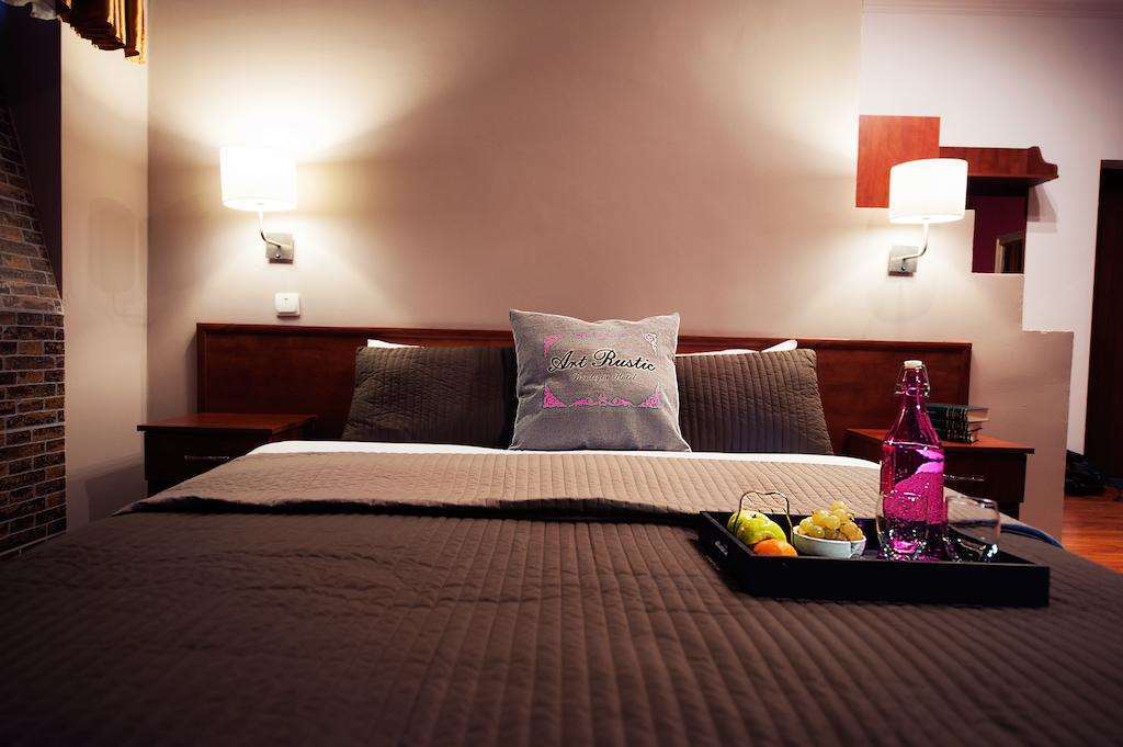 Art-Rustic Boutique Hotel Kischinau Zimmer foto